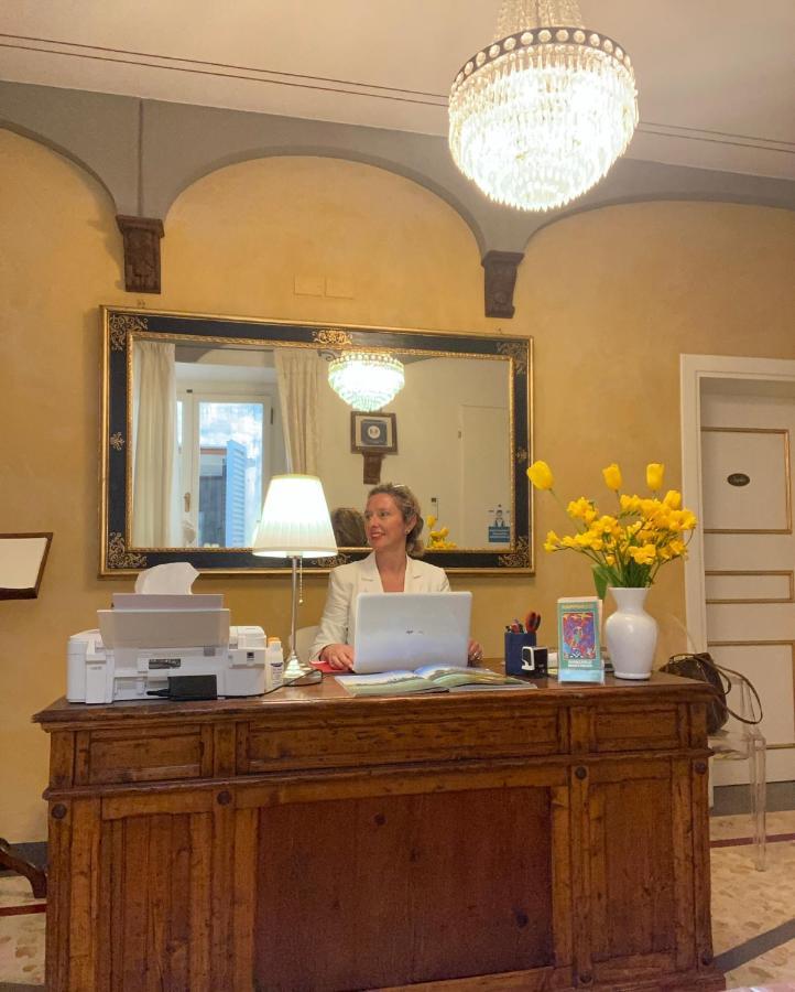 Palazzo Mari Suite & Rooms B&B Montevarchi Kültér fotó