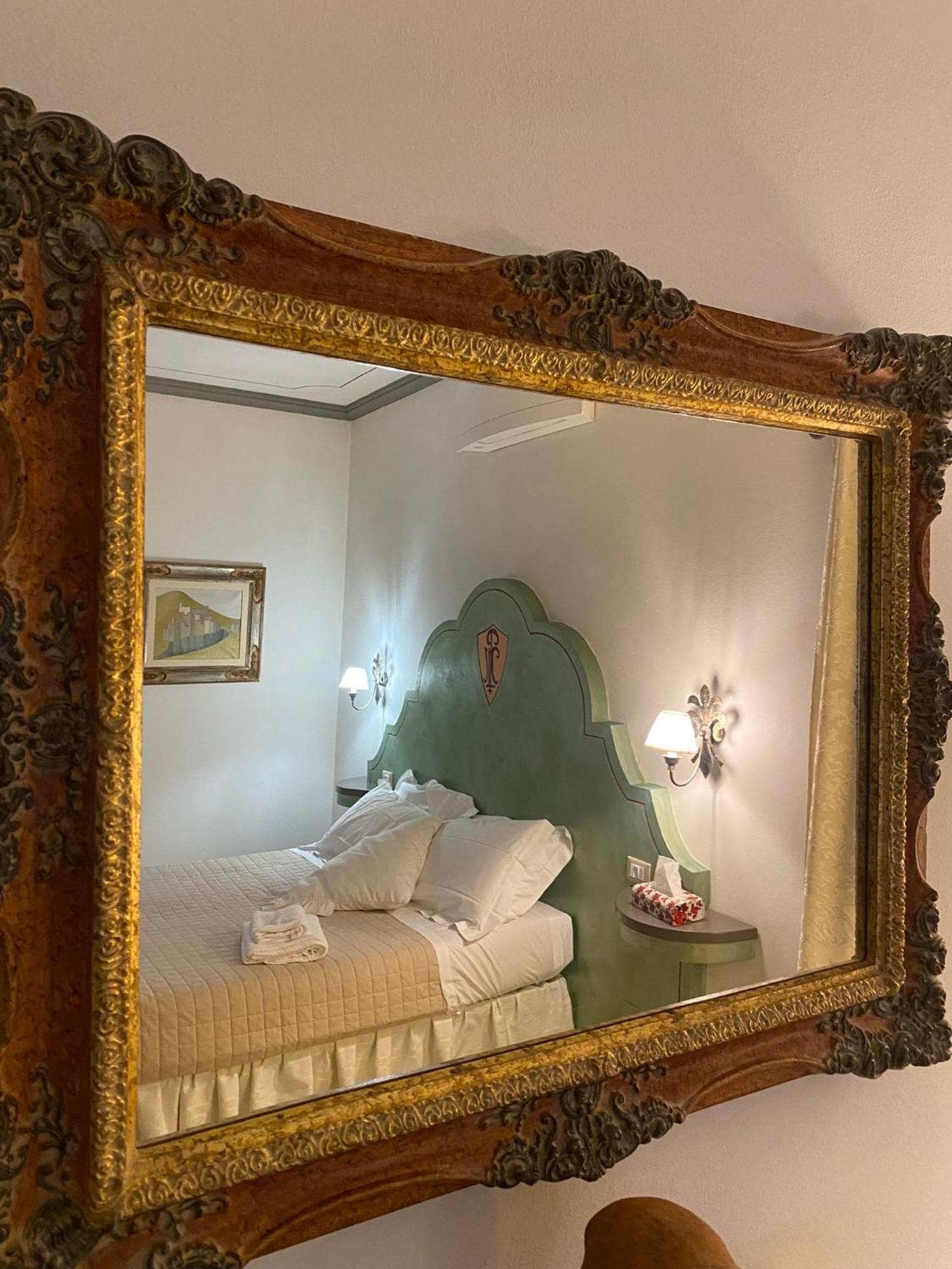 Palazzo Mari Suite & Rooms B&B Montevarchi Kültér fotó