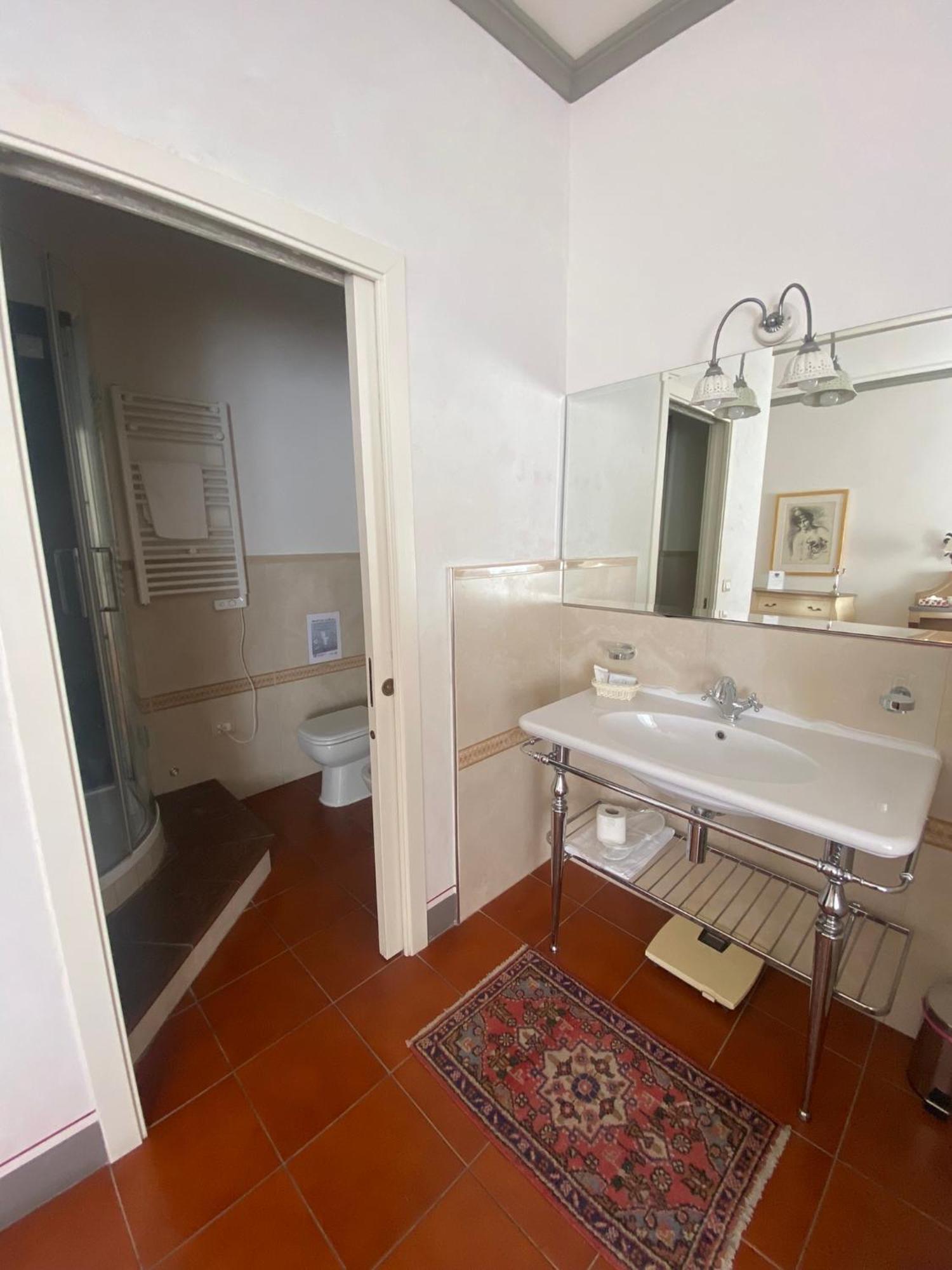 Palazzo Mari Suite & Rooms B&B Montevarchi Kültér fotó