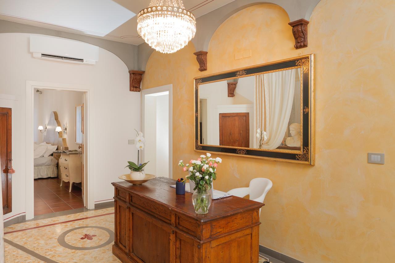 Palazzo Mari Suite & Rooms B&B Montevarchi Kültér fotó