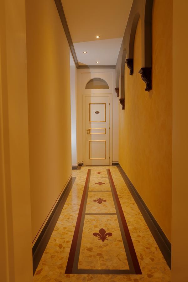Palazzo Mari Suite & Rooms B&B Montevarchi Kültér fotó