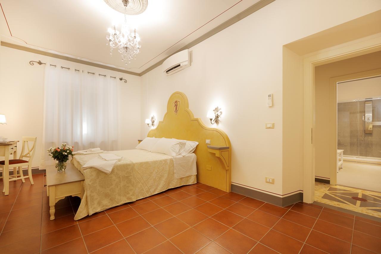 Palazzo Mari Suite & Rooms B&B Montevarchi Kültér fotó