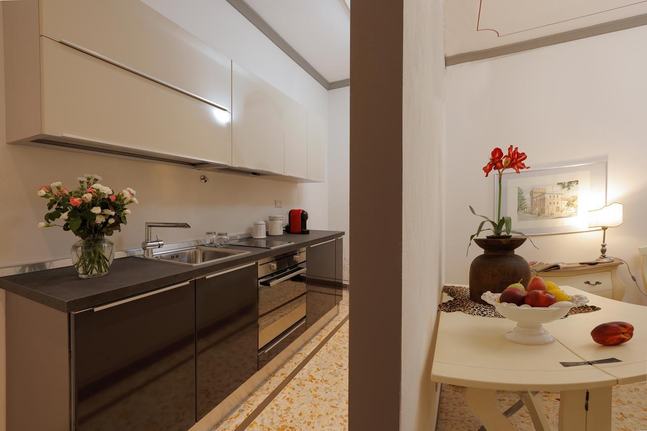 Palazzo Mari Suite & Rooms B&B Montevarchi Kültér fotó