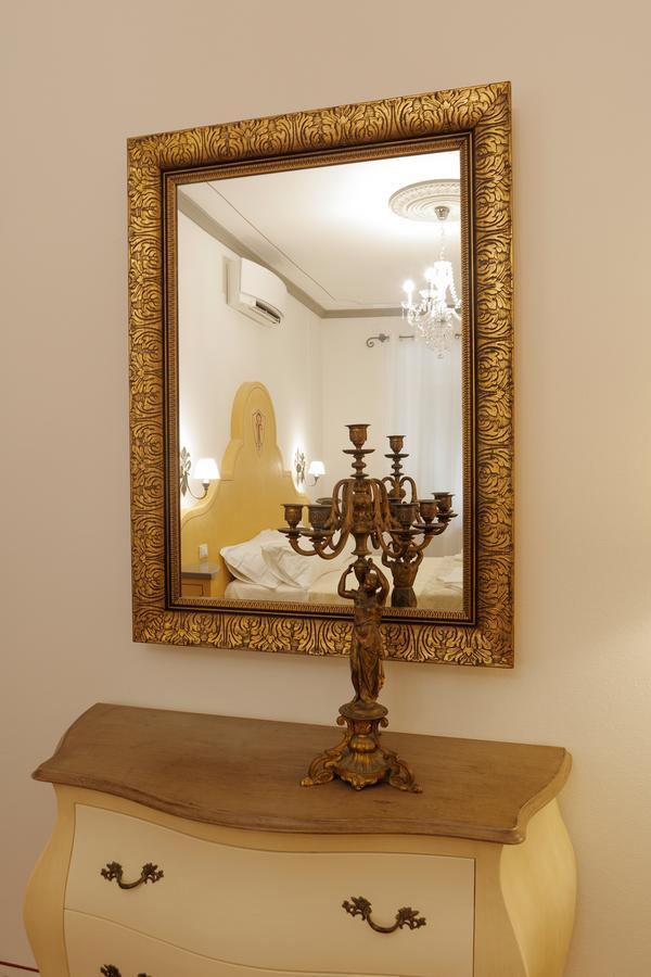 Palazzo Mari Suite & Rooms B&B Montevarchi Kültér fotó