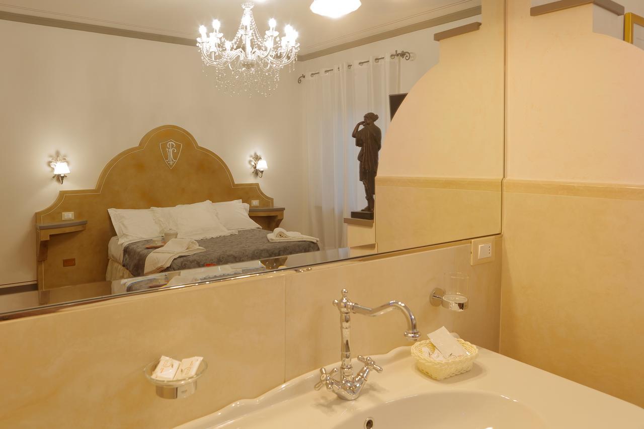 Palazzo Mari Suite & Rooms B&B Montevarchi Kültér fotó